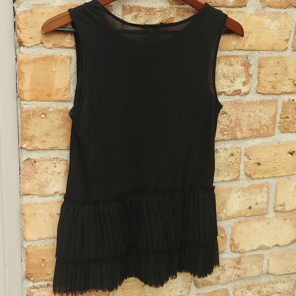 Pleated Ruffle Tank - Picture 4 of 4